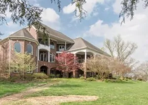 Waterfront home for sale near Clarksville TN – The Really Good Life | Clarksville TN waterfront homes for sale