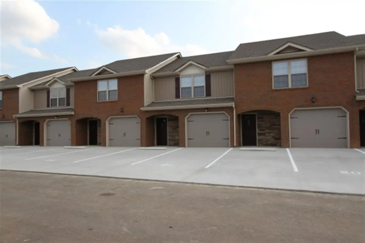 condominiums and townhouses Clarksville TN