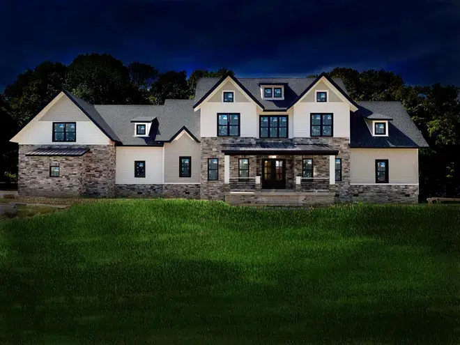 5000+ sf home for sale in Clarksville TN