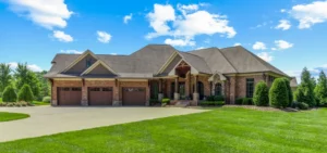 Large all Brick Estate home for sale in Clarksville TN.